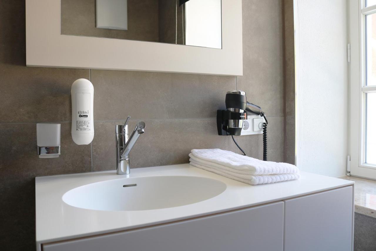 Me Hotel By Wmm Hotels Meitingen Bagian luar foto
